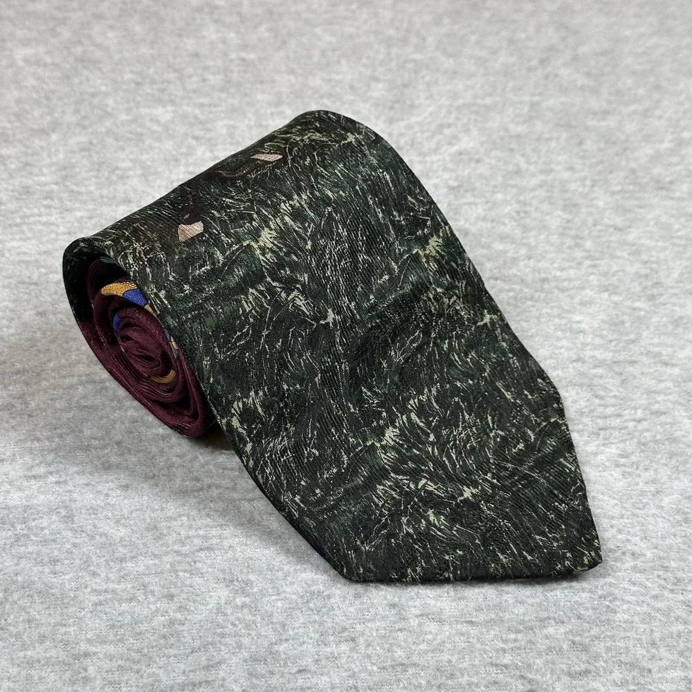 Robert Talbott House Of Walsh Necktie Silk Horse Racing Jockeys Hand Sewn In USA